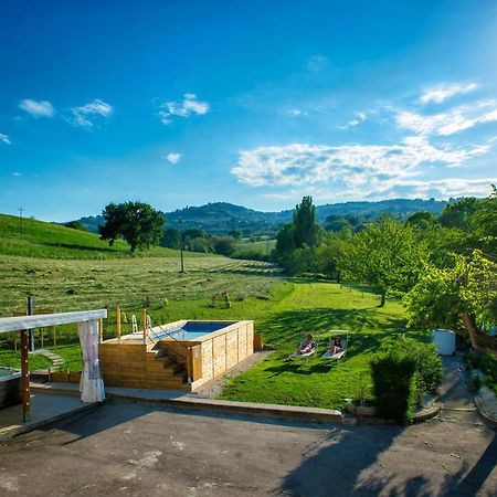 Casa Vacanze Raggio Di Sole Montegridolfo Exterior photo