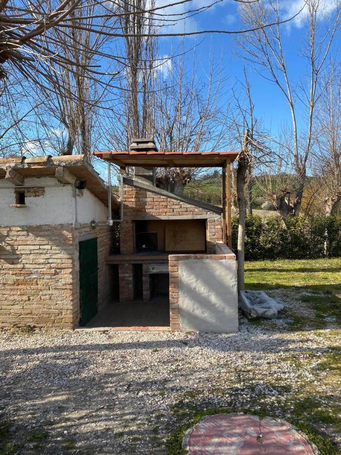 Casa Vacanze Raggio Di Sole Montegridolfo Exterior photo